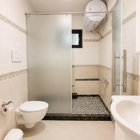 Appartement Duplex Apartment-balcony-city Center -7 Guests *