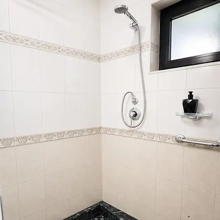 Appartement Duplex Apartment-balcony-city Center -7 Guests *
