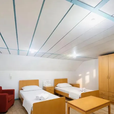 Appartement Duplex Apartment-balcony-city Center -7 Guests
