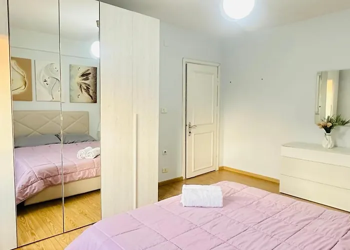 Duplex Apartment-balcony-city Center -7 Guests アパート *